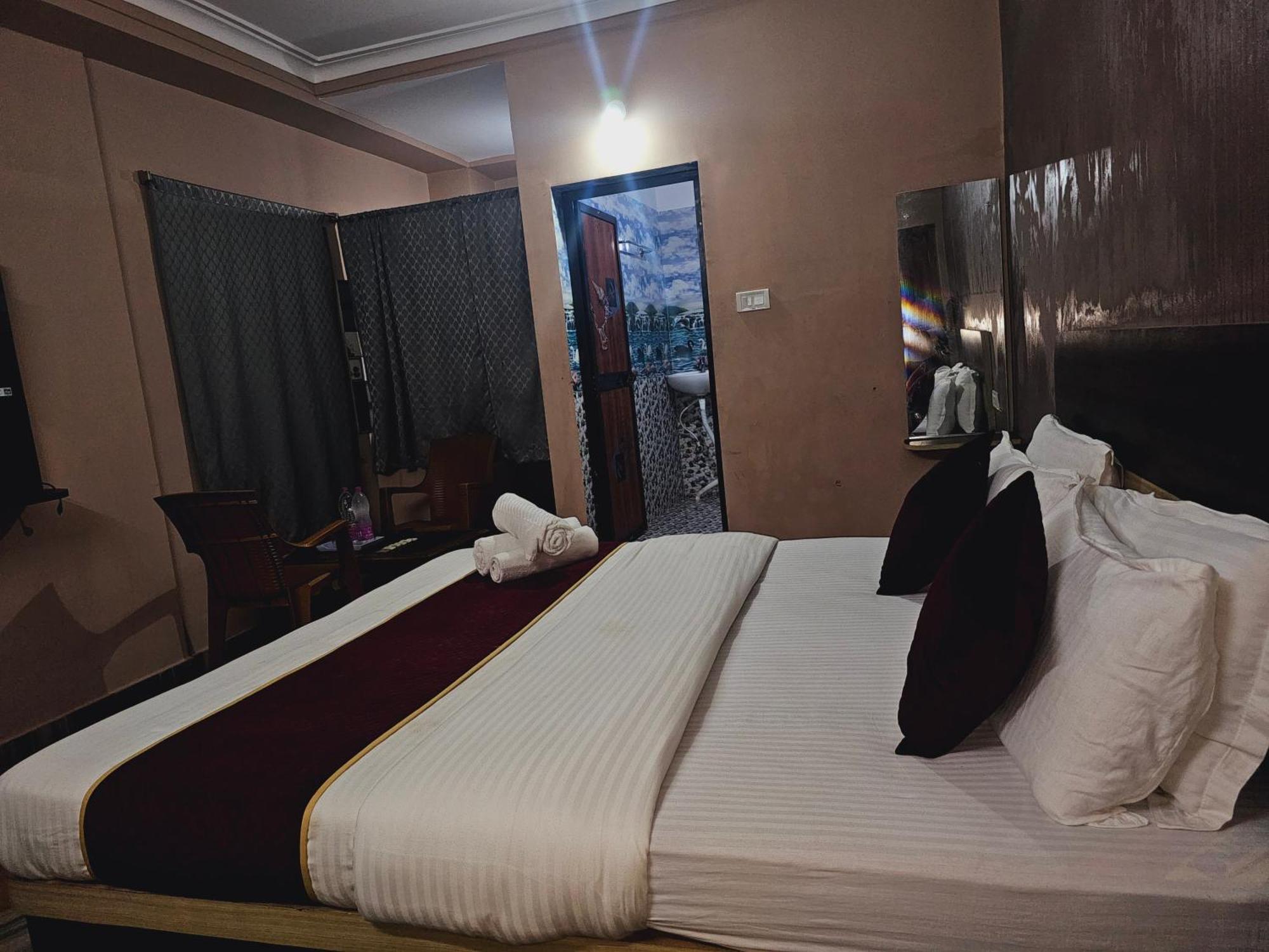 Aadya Hotel Puri