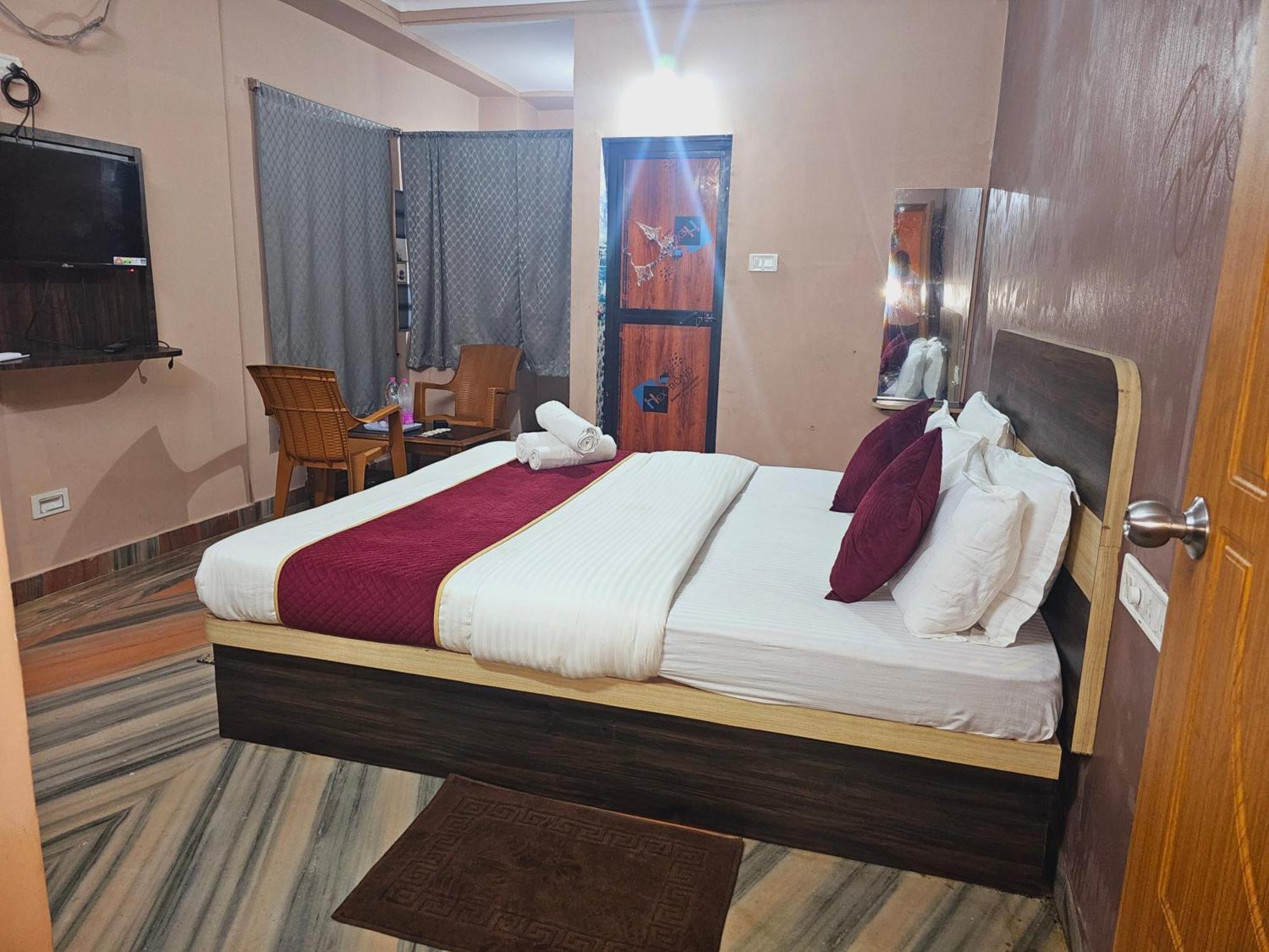 Aadya Hotel Puri