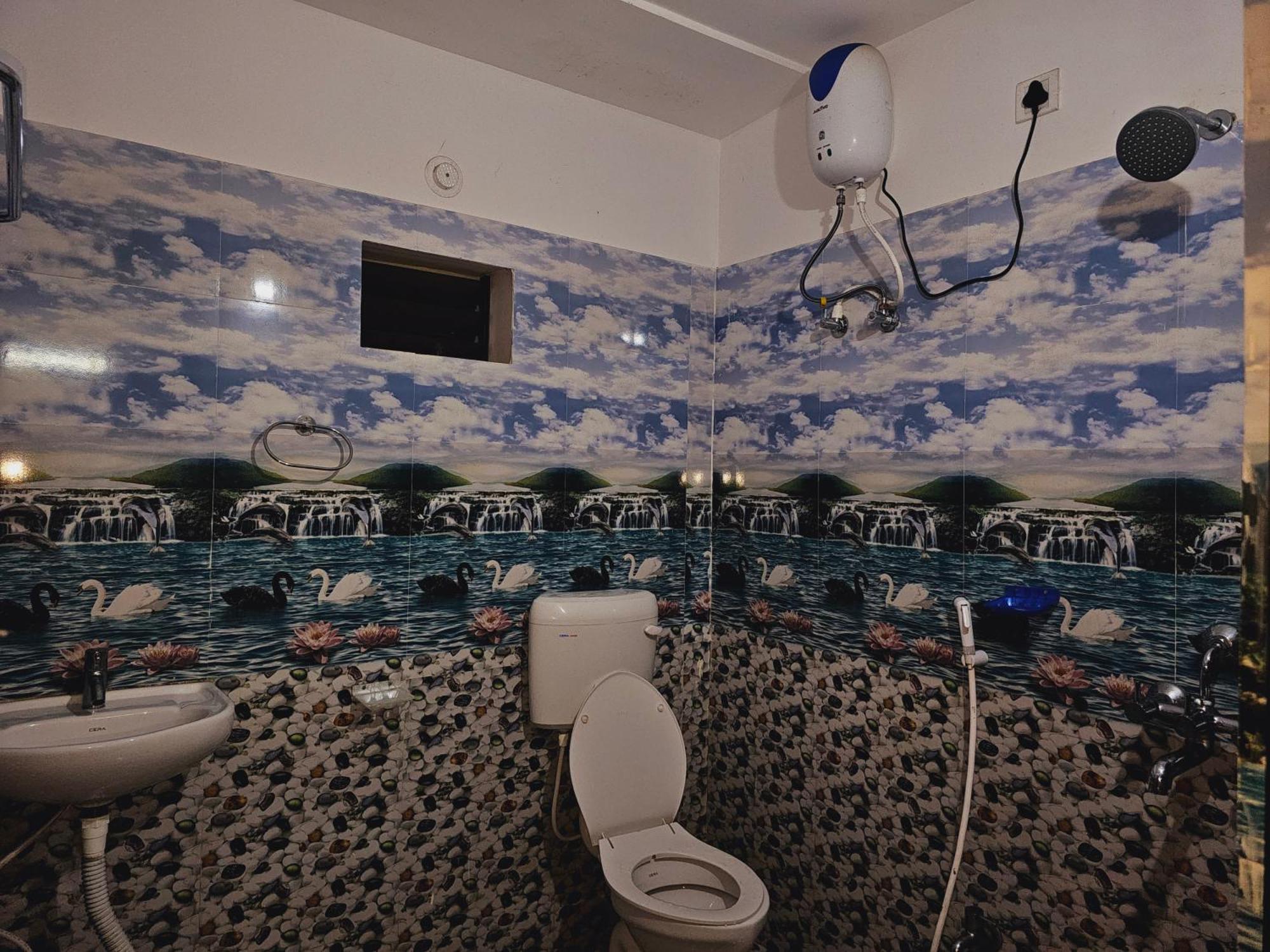 Hotel Aadya Puri